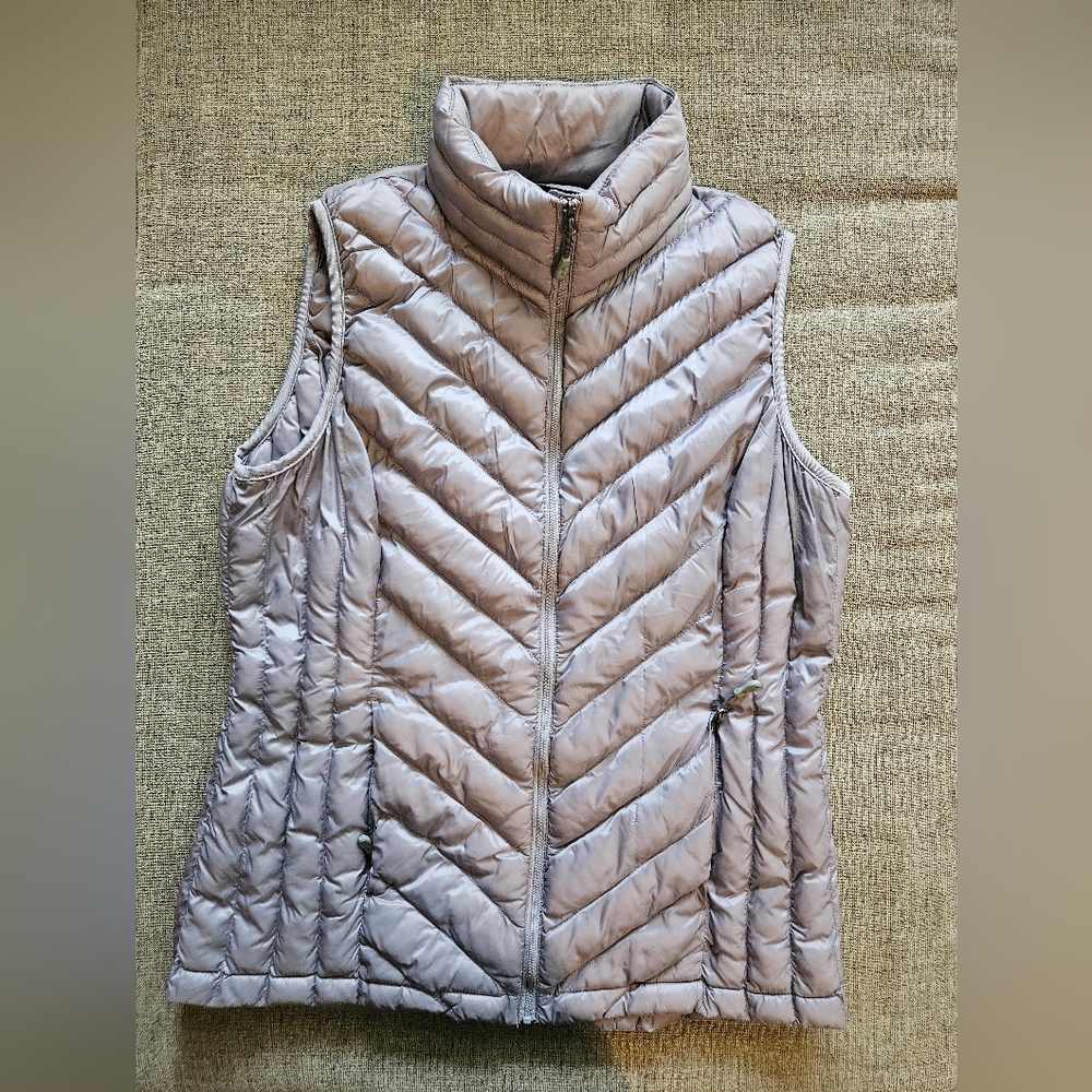 Womens puffer vest